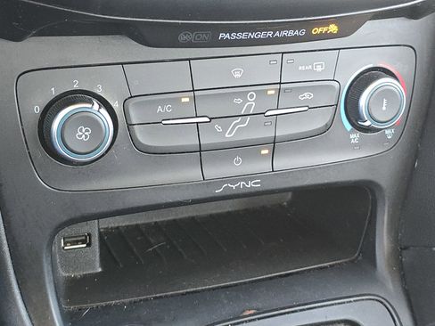 Used 2016 Ford Focus S image 20