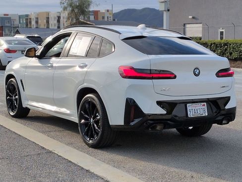 Used 2025 BMW X4 xDrive30i w/ Premium Package image 8