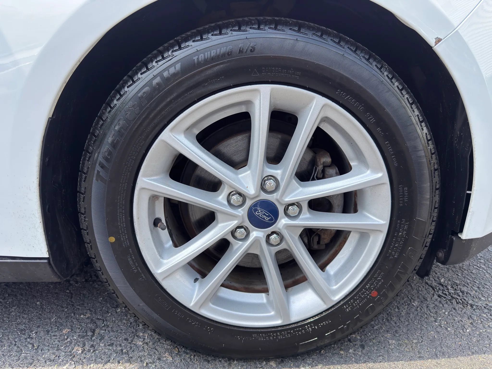 Used 2018 Ford Focus SE FWD image 9