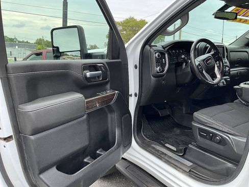 Used 2021 GMC Sierra 2500 SLE w/ SLE Value Package; AWD/4WD image 22