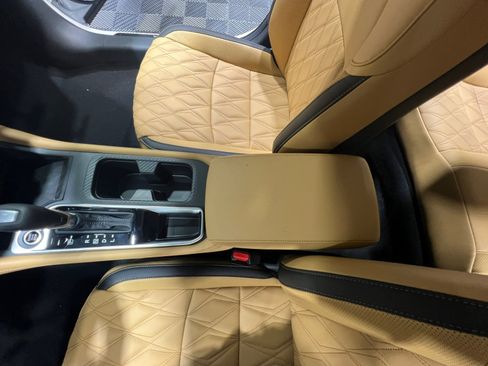 New 2025 Nissan Sentra SV w/ SV Premium Package image 15