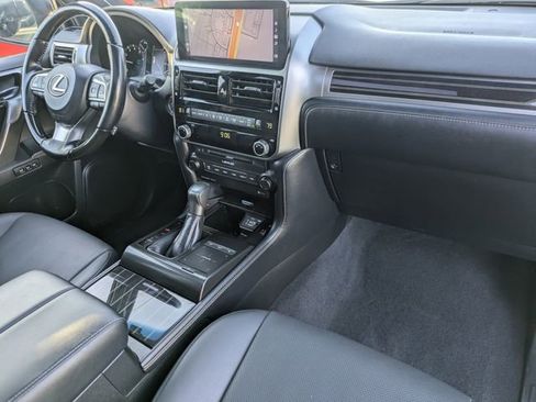 Used 2023 Lexus GX 460 Premium image 34