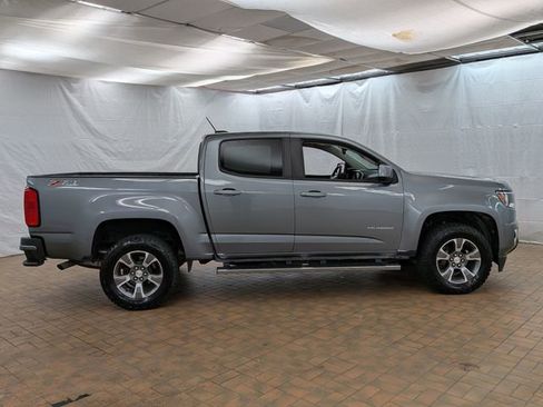 Used 2019 Chevrolet Colorado Z71 AWD/4WD image 9