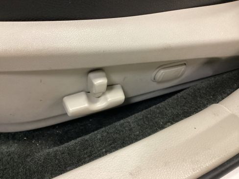 Used 2013 Subaru Outback 2.5i Premium w/ Popular Pkg 1A image 14