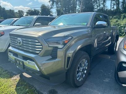 Used 2024 Toyota Tacoma Limited w/ Limited Package (LT)