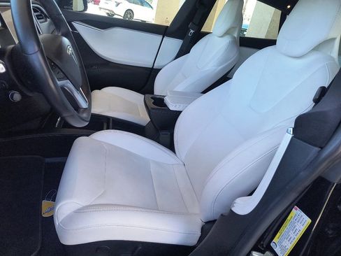 Used 2018 Tesla Model S 100D AWD/4WD image 3