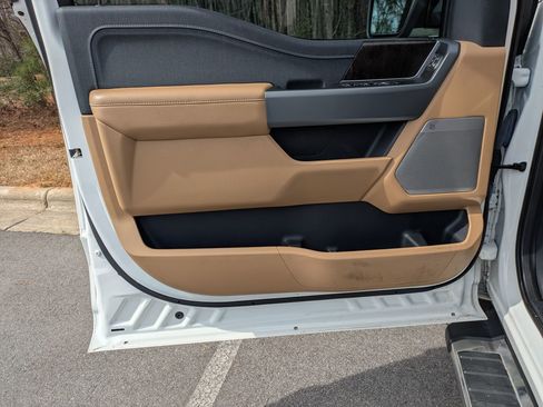 Certified 2022 Ford F150 Lariat image 10