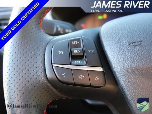 Certified 2023 Ford Escape ST-Line Select image 26