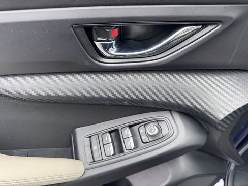 Used 2024 Subaru Ascent Premium w/ Convenience Package image 21