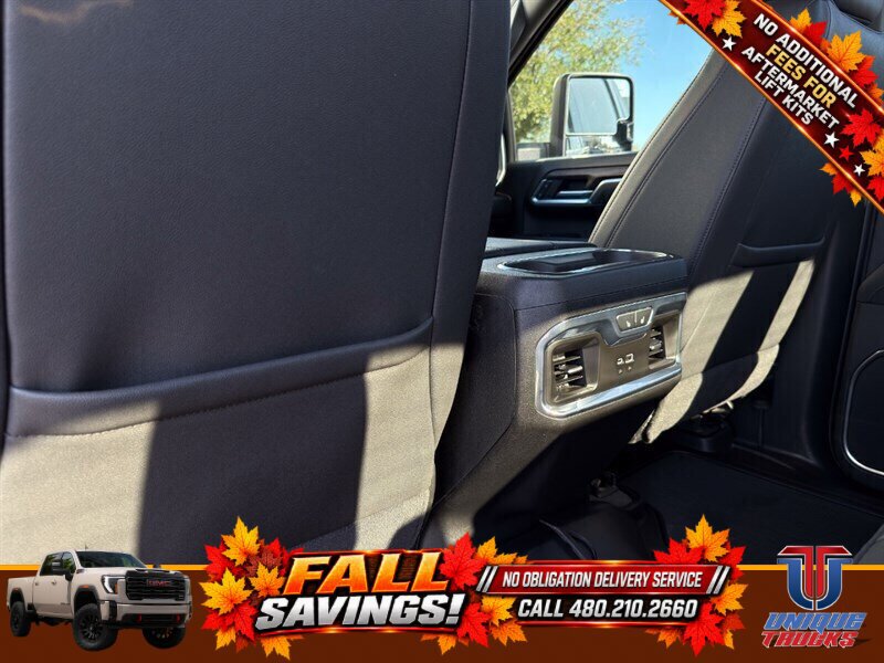 Used 2025 GMC Sierra 2500 SLT w/ SLT Premium Package AWD/4WD image 22