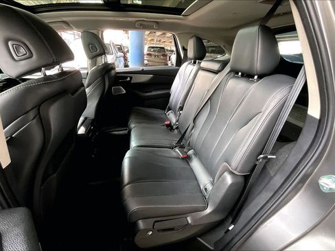 Used 2025 Acura MDX FWD w/ Technology Package image 19