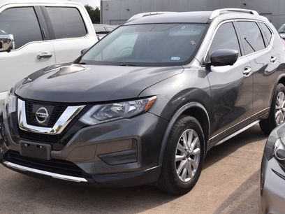Used 2017 Nissan Rogue SV w/ SV Premium Package