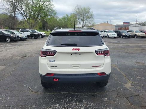 Used 2019 Jeep Compass Trailhawk AWD/4WD image 6