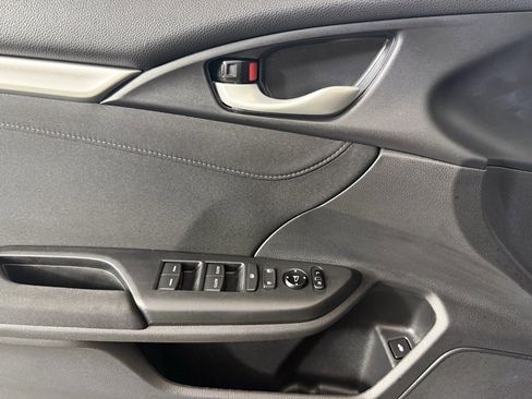 Used 2019 Honda Civic EX image 18
