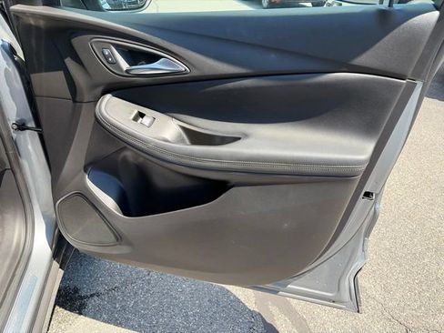 Used 2023 Buick Encore GX Essence w/ Experience Buick Package AWD/4WD image 18