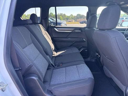 Used 2026 GMC Acadia Elevation AWD/4WD image 15