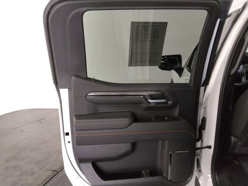 Used 2022 GMC Sierra 1500 AT4 image 29