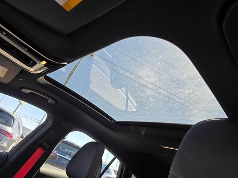 New 2025 Mercedes-Benz GLC 43 AMG 4MATIC image 20