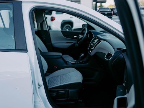 Used 2024 Chevrolet Equinox LS image 13