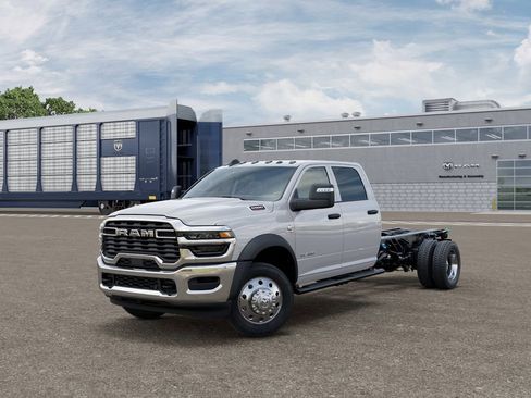 New 2026 RAM 5500 Tradesman w/ Chrome Appearance Group AWD/4WD image 1