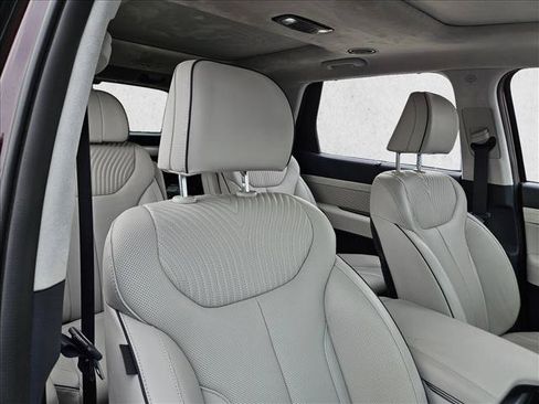 Used 2023 Hyundai Palisade Calligraphy w/ Cargo Package AWD/4WD image 18