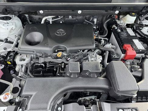 Used 2024 Toyota RAV4 LE image 21