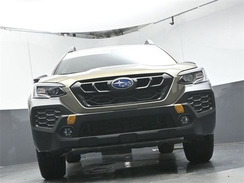 Certified 2025 Subaru Outback Wilderness w/ Wilderness Package image 35