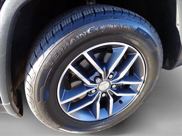 Used 2017 Jeep Grand Cherokee Limited w/ Trailer Tow Group IV AWD/4WD image 7