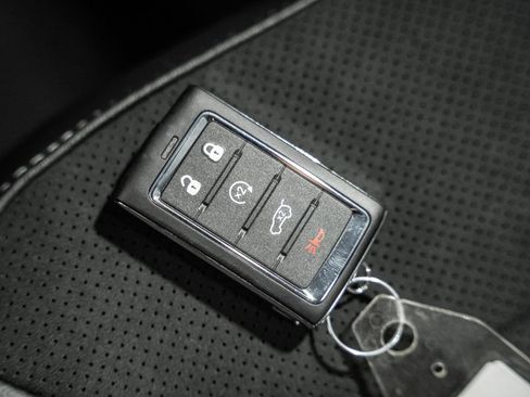 New 2025 Jeep Grand Cherokee Altitude image 40