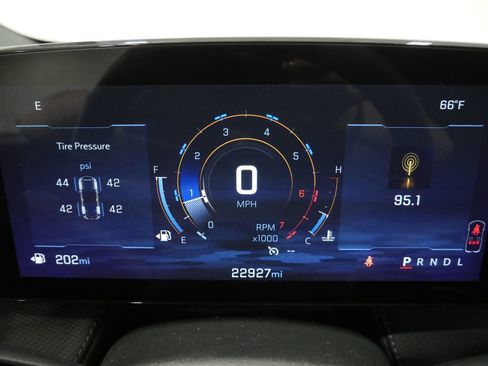 Used 2025 Chevrolet Equinox LT image 12