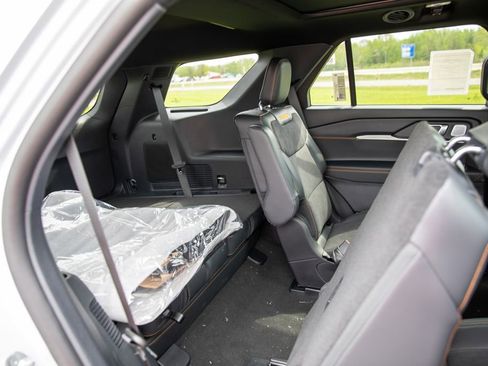 New 2026 Ford Explorer Tremor w/ Tremor Ultimate Package AWD/4WD image 17