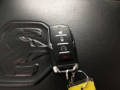 Used 2022 RAM 1500 Laramie image 11