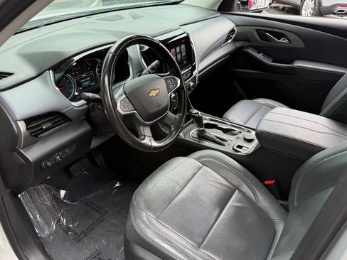 Used 2019 Chevrolet Traverse LT AWD/4WD image 24