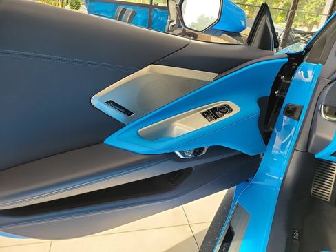 Used 2022 Chevrolet Corvette Stingray Premium Cpe w/ Battery Protection Package RWD image 15