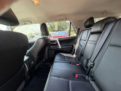 Used 2014 Toyota 4Runner SR5 RWD image 21