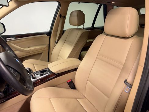 Used 2013 BMW X5 xDrive35d image 4