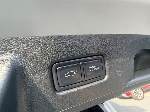 Used 2025 Kia Telluride SX X-Line AWD/4WD image 32