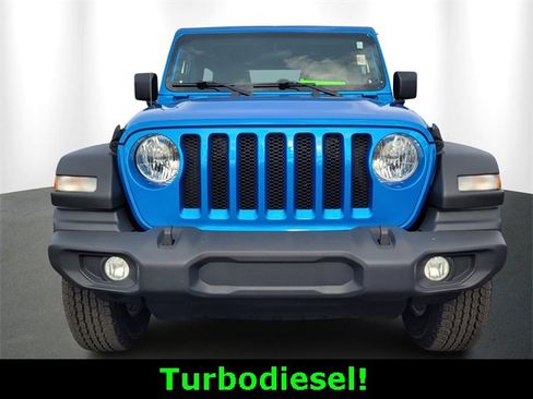 Certified 2022 Jeep Wrangler Unlimited Sport image 2