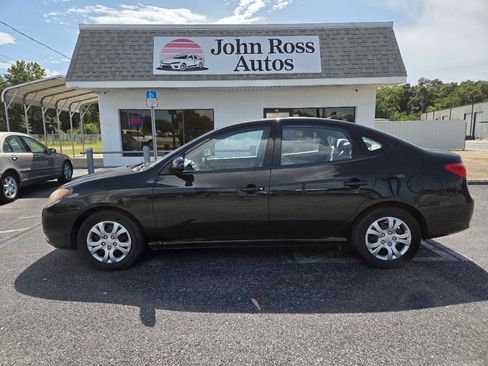 Used 2010 Hyundai Elantra GLS FWD image 1