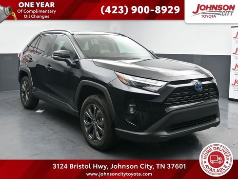 Used 2024 Toyota RAV4 XLE Premium w/ Weather Package AWD/4WD image 1