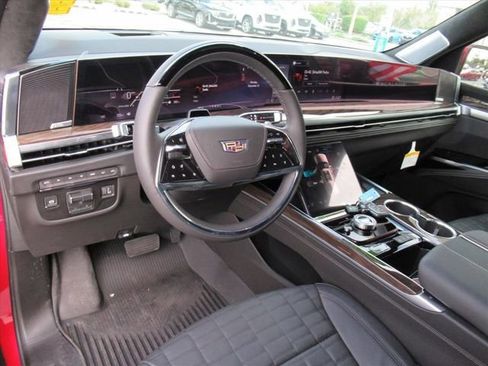 Certified 2026 Cadillac Escalade Platinum Sport w/ LPO, ONYX Package AWD/4WD image 16