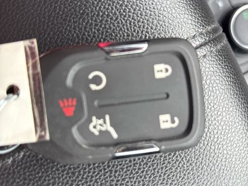 Used 2020 GMC Terrain SLT w/ Preferred Package image 18