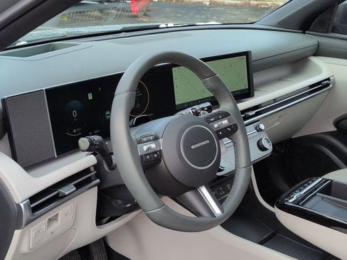 Used 2026 Hyundai Tucson Limited image 13