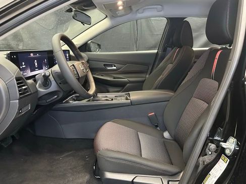 New 2026 Nissan Sentra SR w/ Floor Mat Package FWD image 20