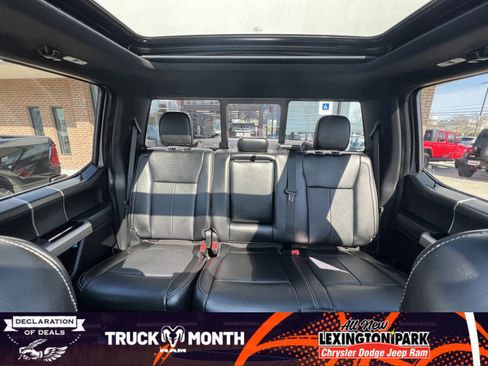 Used 2020 Ford F150 Lariat image 14