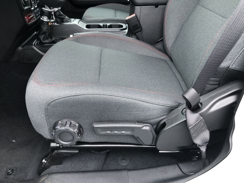 New 2026 Jeep Wrangler Unlimited Rubicon image 22