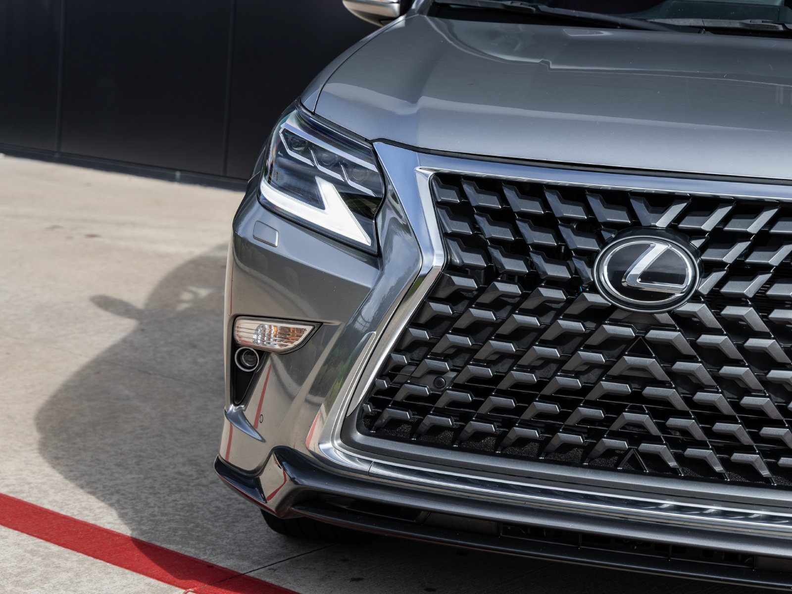 Used 2022 Lexus GX 460 Premium w/ Accessory Package AWD/4WD image 16