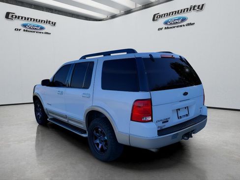 Used 2005 Ford Explorer Eddie Bauer image 8