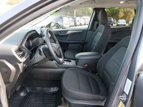 Used 2024 Ford Escape Active w/ Cold Weather Package image 16