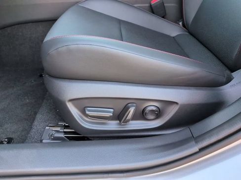 Used 2026 Toyota Prius Plug-In Hybrid FWD image 13
